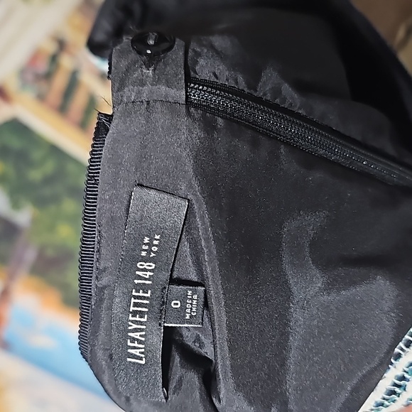 Lafayette 148 New York Striped Skirt Size 0 - Picture 5 of 6